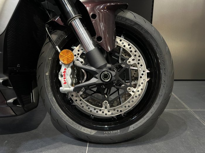 2026 Ducati XDIAVEL V4 RED