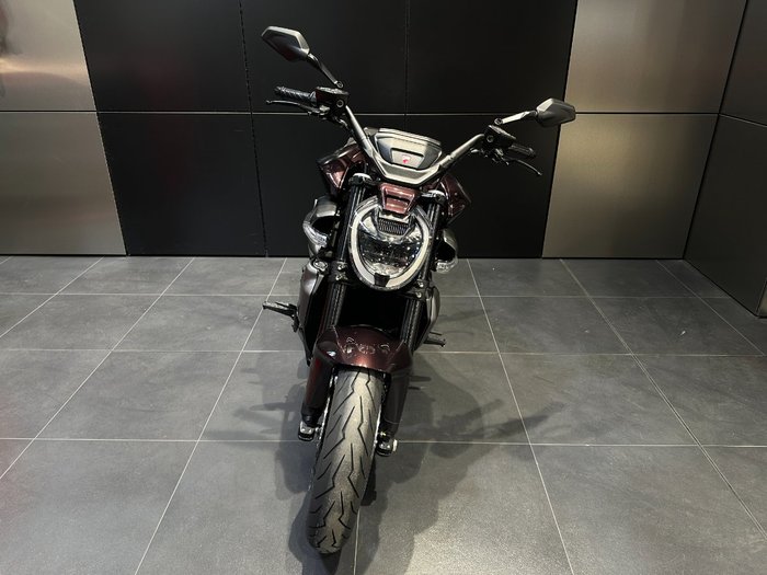 2026 Ducati XDIAVEL V4 RED