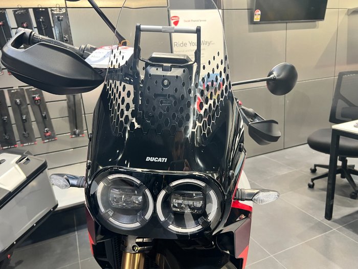 2025 Ducati DESERTX RALLY WHITE