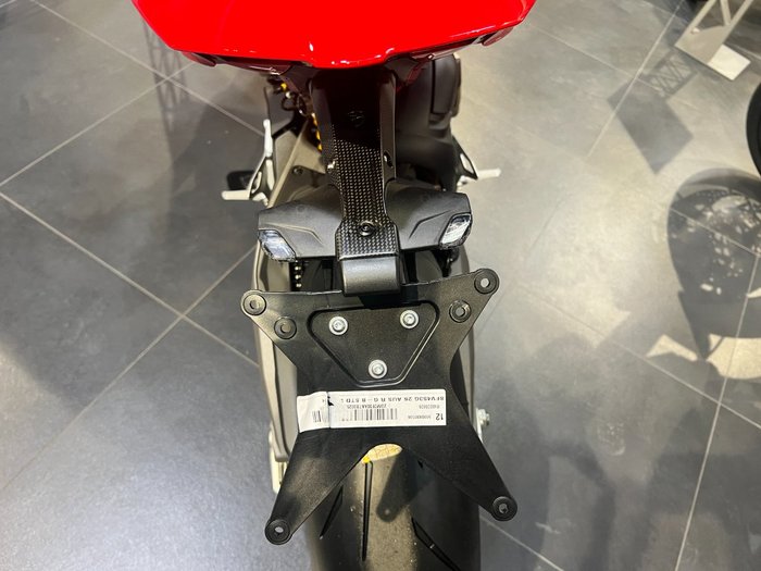 2026 Ducati STREETFIGHTER V4 RED