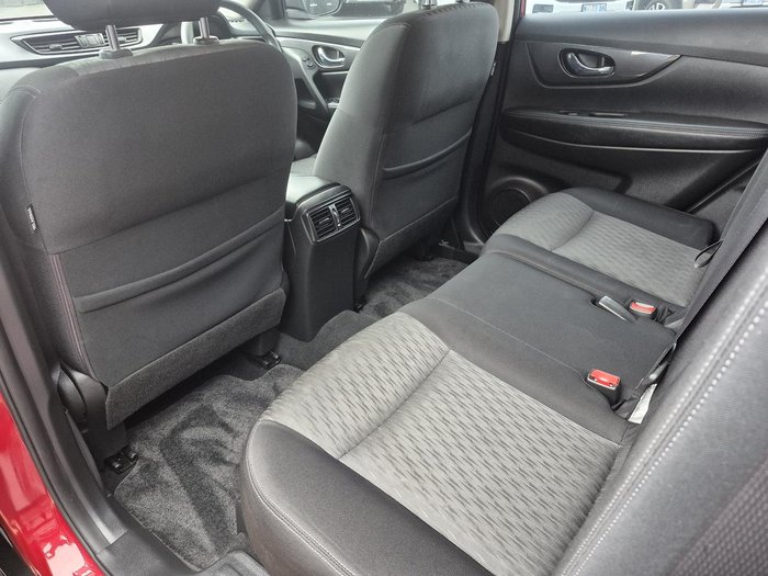 2019 Nissan X-TRAIL ST