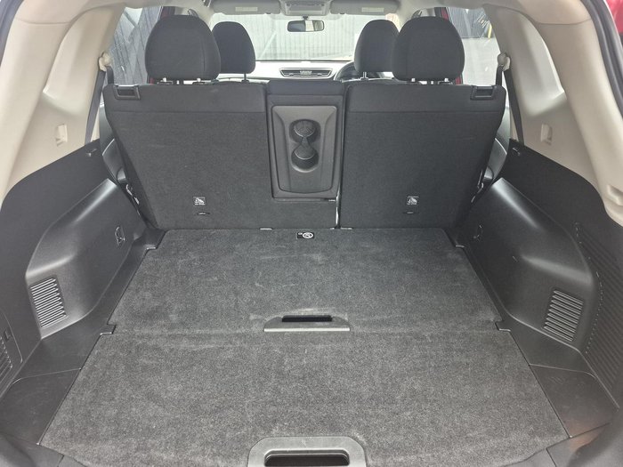 2019 Nissan X-TRAIL ST