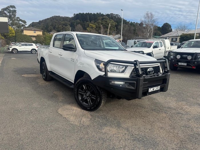 2024 Toyota Hilux
