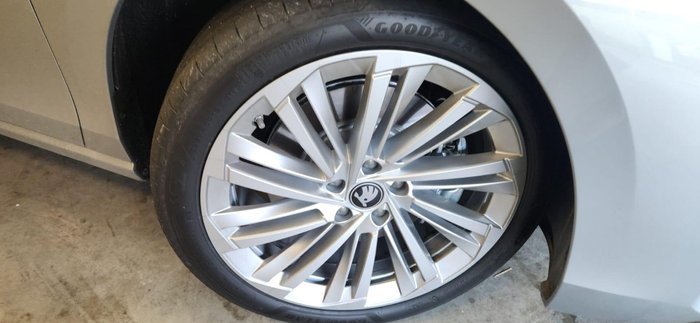 2026 SKODA Superb Select PHEV