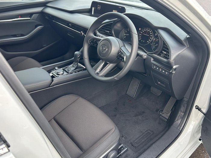 2026 Mazda 3 G20 Evolve