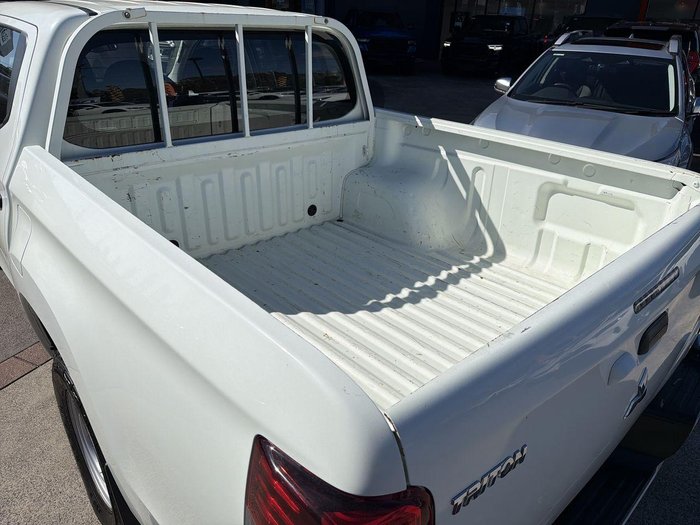 2021 Mitsubishi Triton GLX