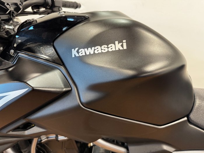 2017 Kawasaki Z650L BLACK