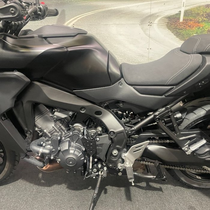 2025 Yamaha TRACER 9 GT (MT-09TRASP) Black