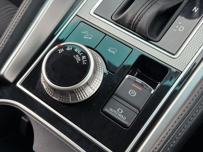 2023 Mitsubishi Pajero Sport GLX