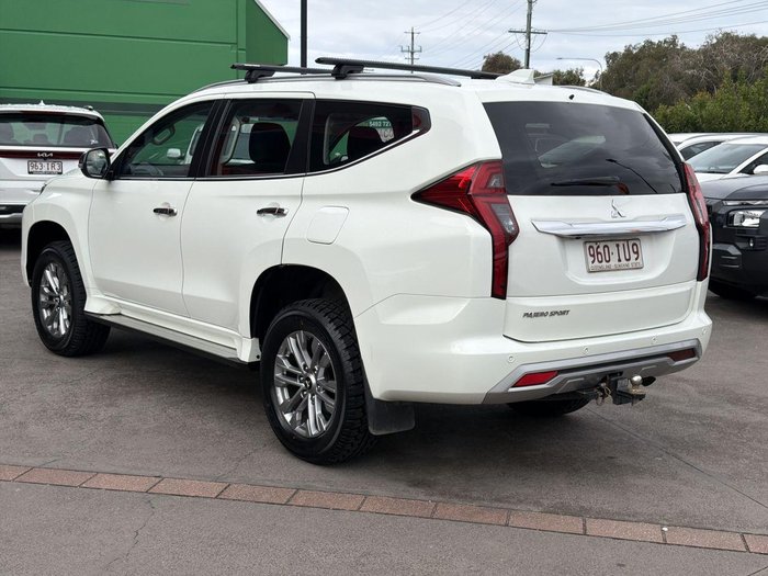 2023 Mitsubishi Pajero Sport GLX
