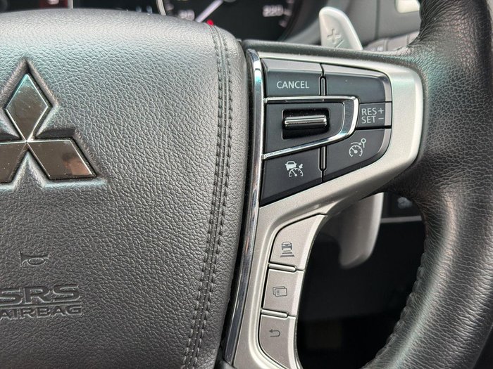 2023 Mitsubishi Pajero Sport GLX