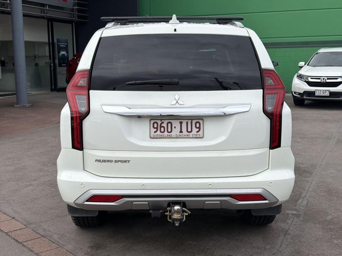 2023 Mitsubishi Pajero Sport GLX