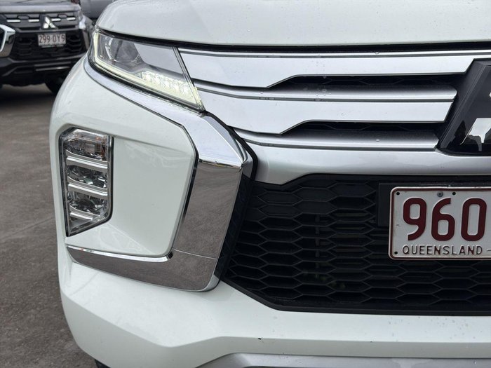 2023 Mitsubishi Pajero Sport GLX