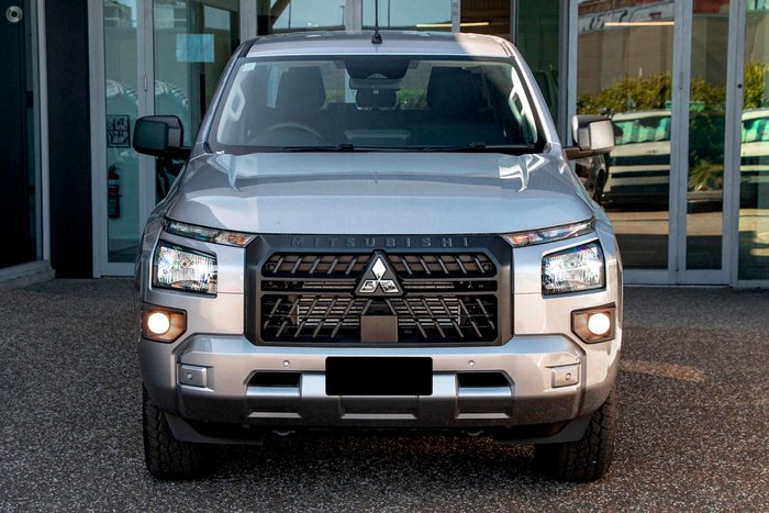 2026 Mitsubishi Triton GLX