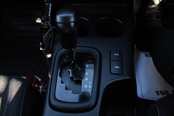 2023 Toyota Hilux SR
