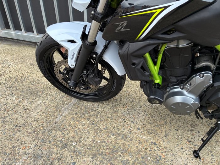 2017 Kawasaki Z650L WHITE