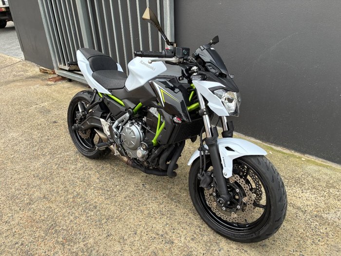 2017 Kawasaki Z650L WHITE