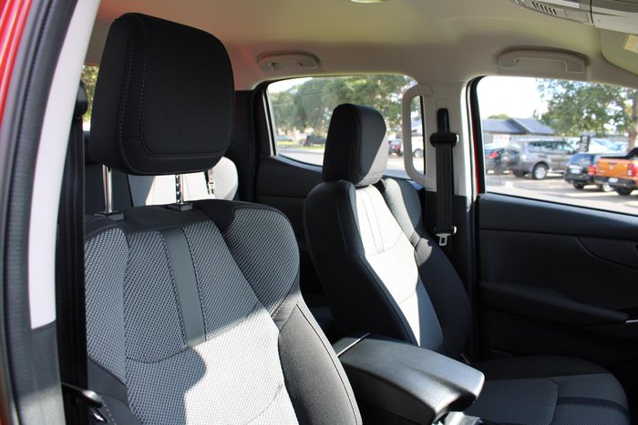 2025 Mazda BT-50 XT