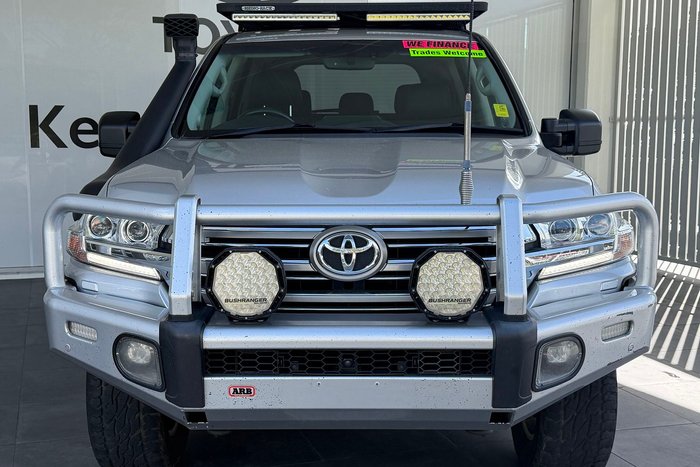 2020 Toyota Landcruiser VX