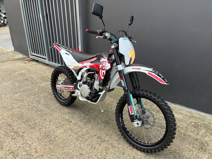 HUSQVARNA TE449