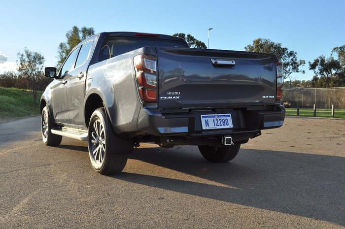 2025 Isuzu D-MAX