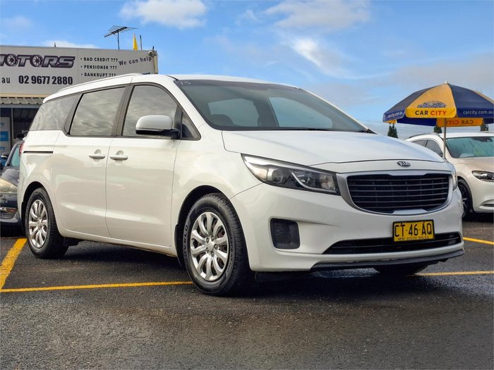 2015 Kia Carnival