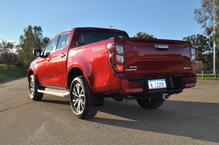 2025 Isuzu D-MAX