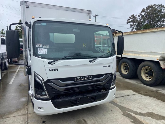 2026 Isuzu Nnr 45-150 Dt34 Vanpack