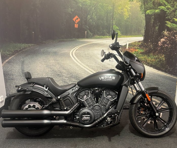 2022 Indian SCOUT ROGUE BLACK SMOKE
