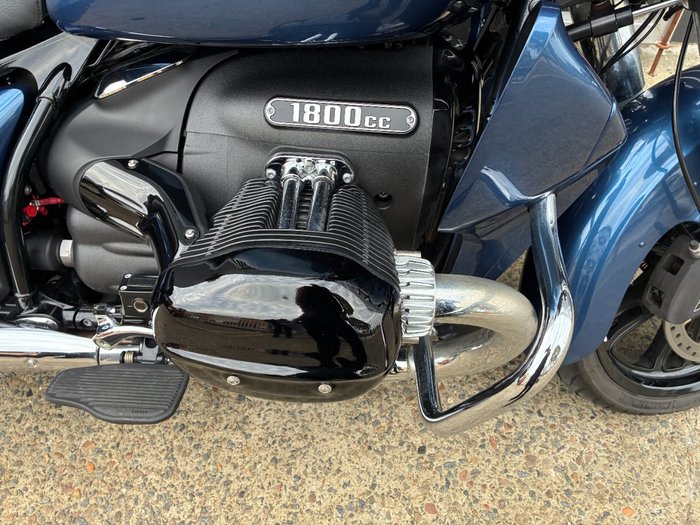 2024 BMW Motorrad R 18 TRANSCONTINENTAL BLUE