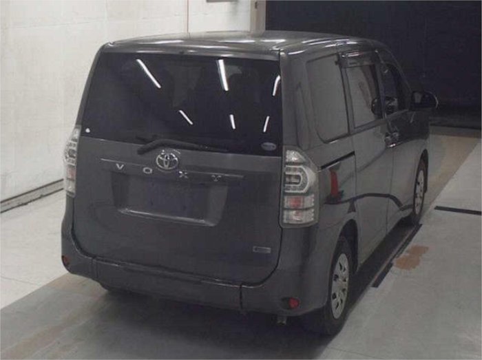 2013 Toyota Voxy