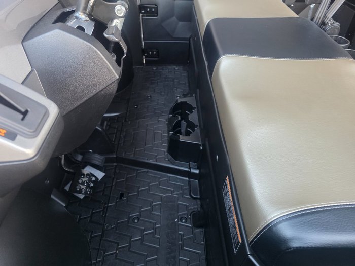 2026 Kawasaki MULE PRO-FXT 1000 LE RANCH SILVER