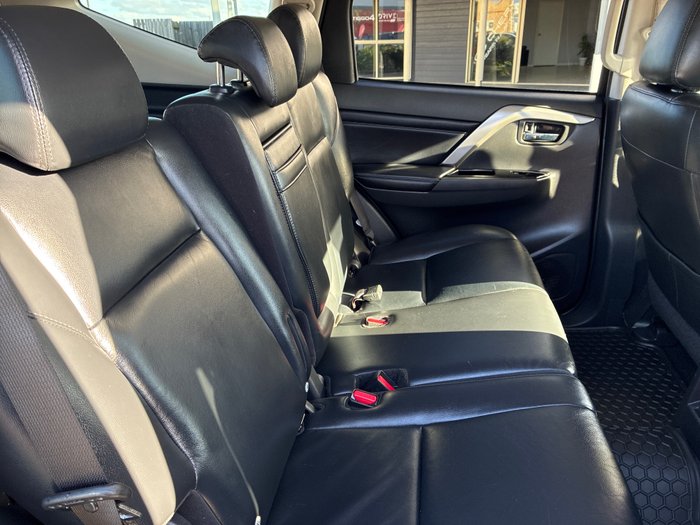 2022 Mitsubishi Pajero Sport Exceed