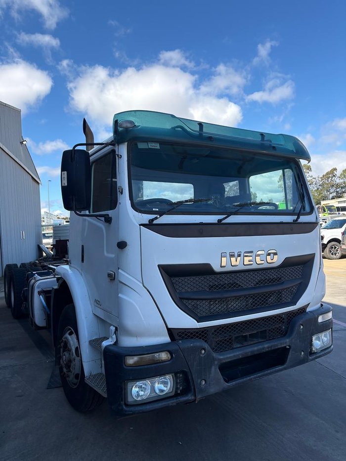 2012 Iveco Acco F2350G 280