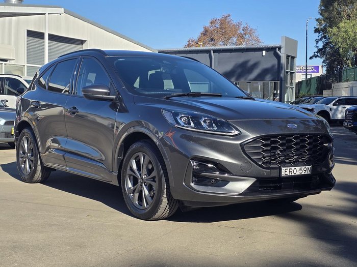 2021 Ford Escape ST-Line