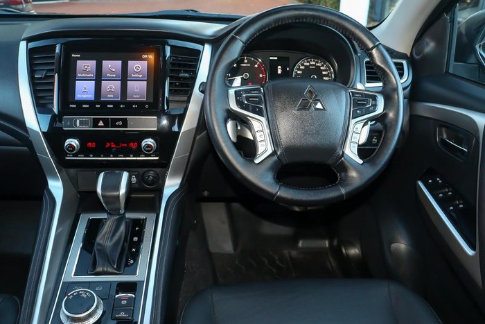 2022 Mitsubishi Pajero Sport GLS
