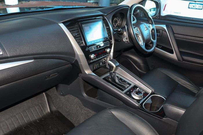 2022 Mitsubishi Pajero Sport GLS
