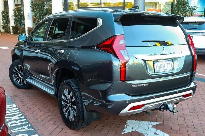 2022 Mitsubishi Pajero Sport GLS