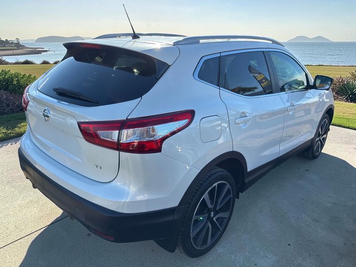 2017 Nissan QASHQAI Ti