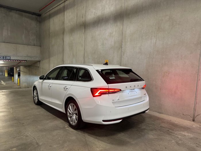2026 SKODA Octavia Select mHEV