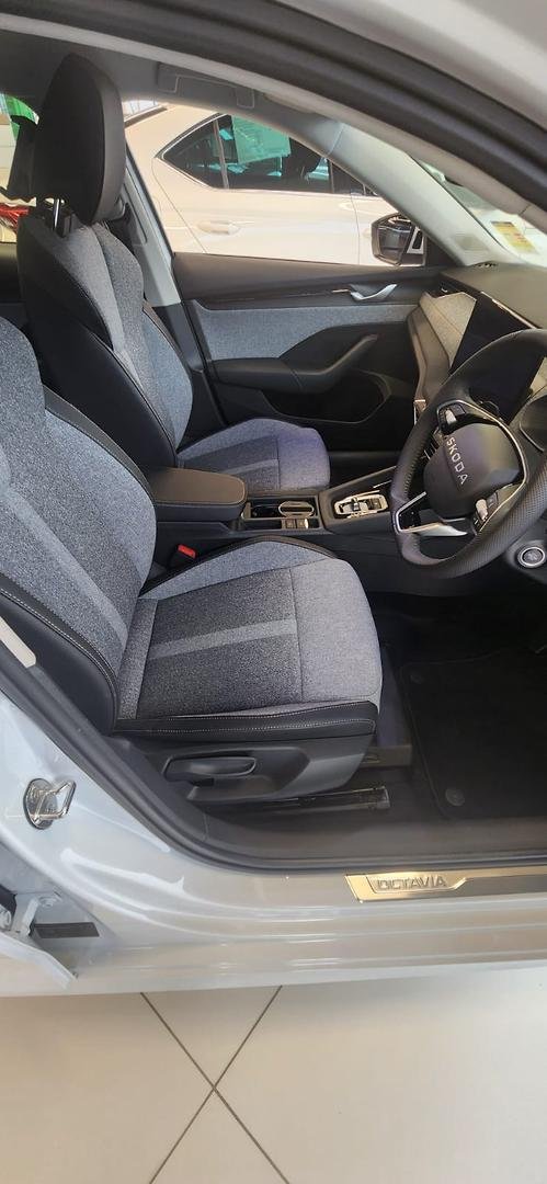 2026 SKODA Octavia Select mHEV