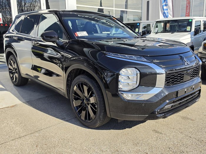 2026 Mitsubishi Outlander Black Edition