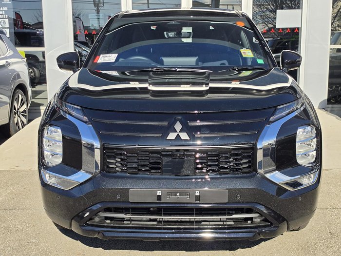 2026 Mitsubishi Outlander Black Edition