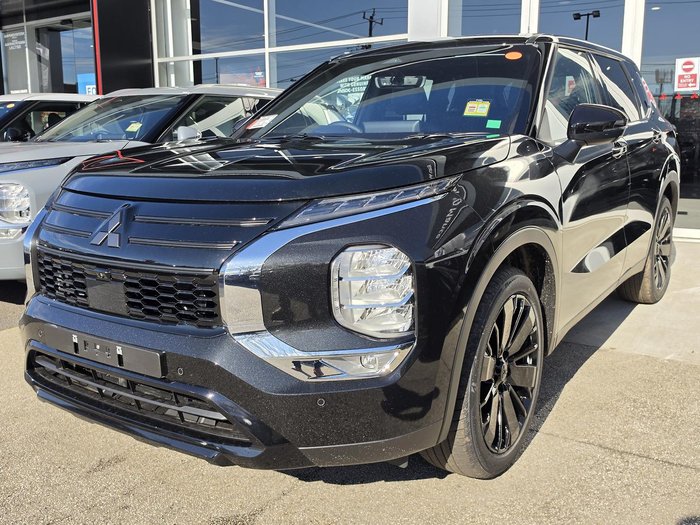 2026 Mitsubishi Outlander Black Edition