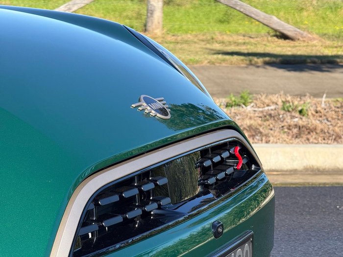 2026 MINI Cooper S Favoured