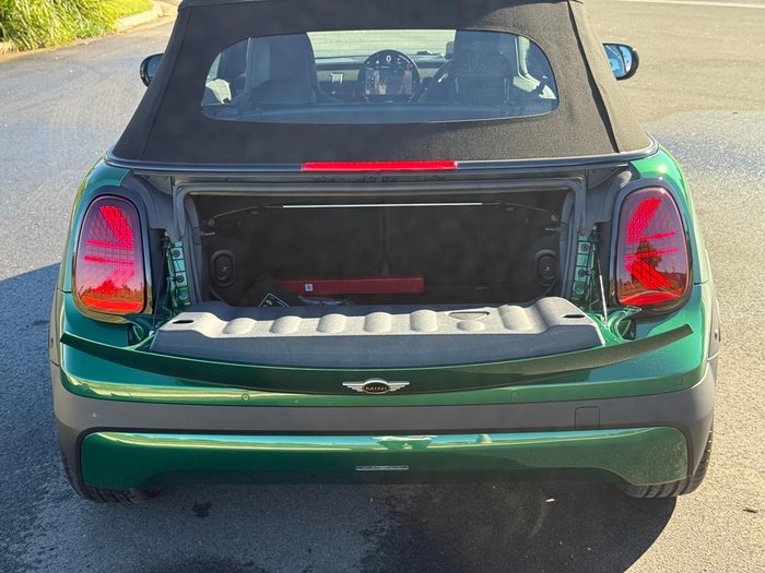 2026 MINI Cooper S Favoured