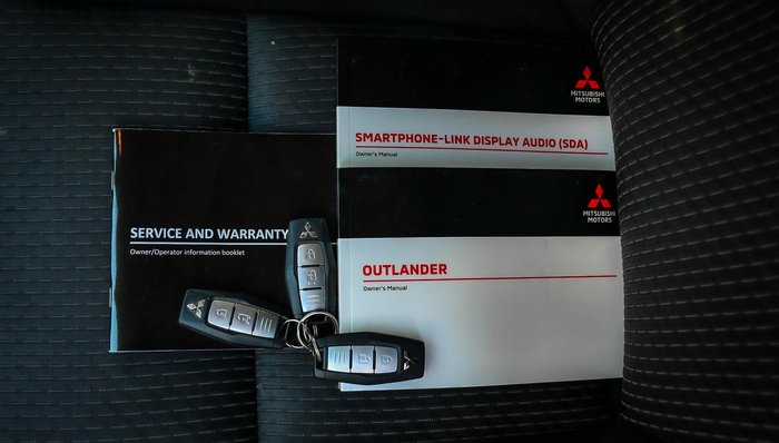 2021 Mitsubishi Outlander ES