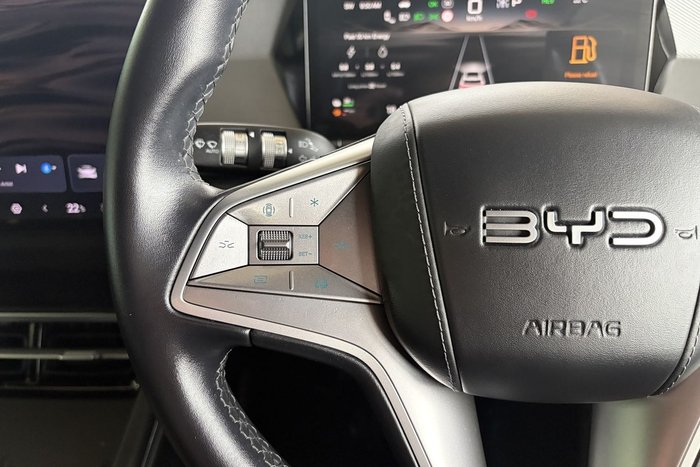 2025 BYD SEALION 8 Dynamic FWD