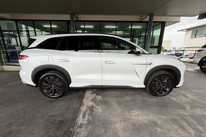 2025 BYD SEALION 8 Dynamic FWD