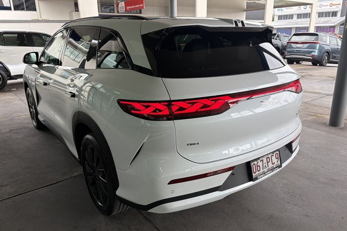 2025 BYD SEALION 8 Dynamic FWD